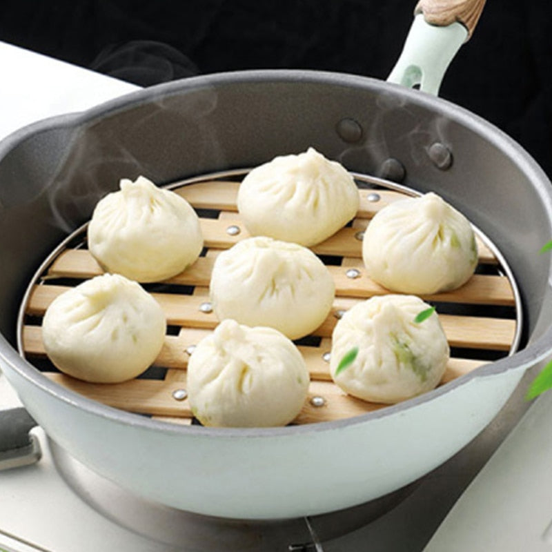 Round Bamboo Steamer with Stainless Steel Edging